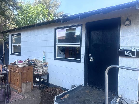 3rd image of 1575 Orchard Street