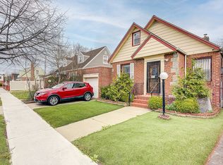 13017 217th St, Springfield Gardens, NY 11413