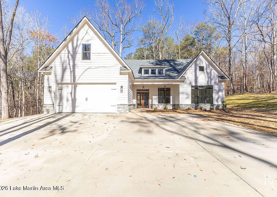 1st image of 124 Fern Ridge Ln
