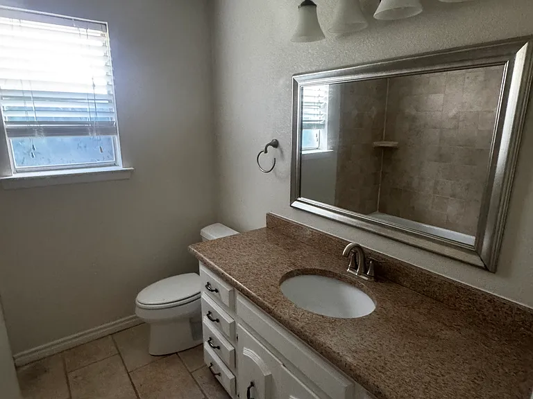 613 Overland Trl — Photo 23