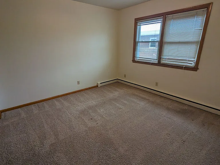 909 S Brooks St #6 — Photo 10