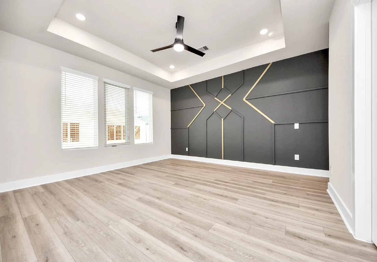 3 bed, 2.5 bath, 1514 sqft, $2,100 — Photo 4