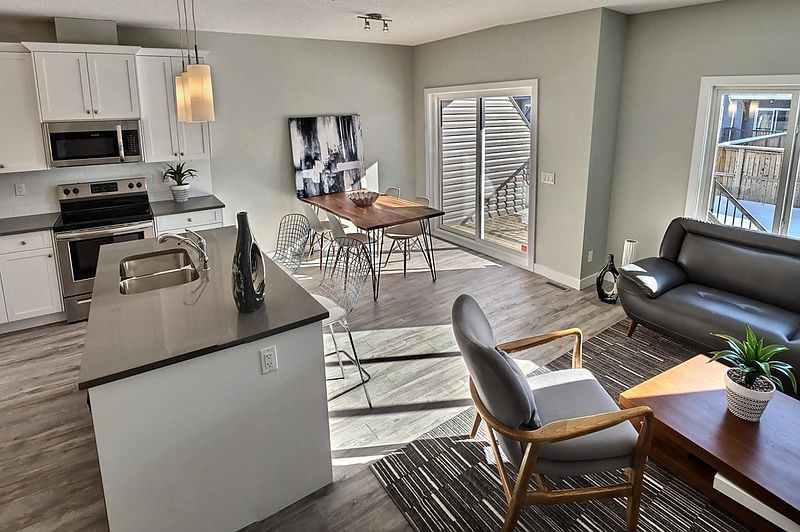 Airdrie Apartment for rent - 3 Bedrooms in Airdrie
