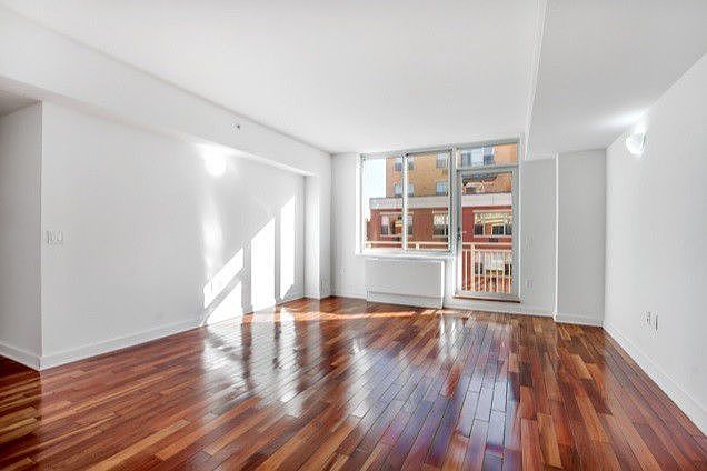 1st image of 444 Manhattan Ave APT 4D