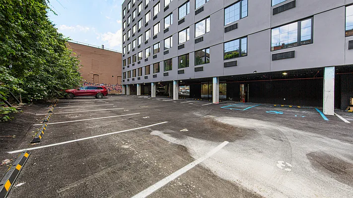 Rented by Nooklyn NYC LLC | media 110