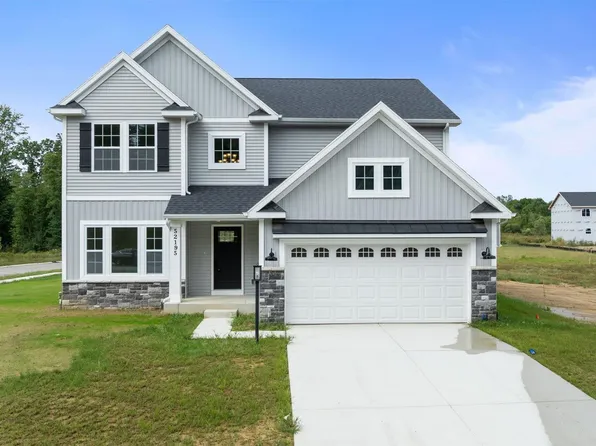 52195 Silverthorne Ct, Granger, IN 46530