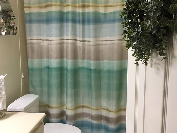 4th image of 7865 SE Sugar Sand Cir