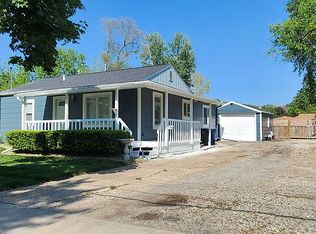 2001 E 27th St, Des Moines, IA 50317