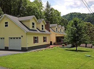 1144 Sweet Cherry Rd, Grundy, VA 24614