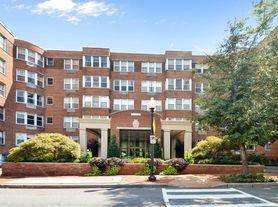 2500 Q St NW