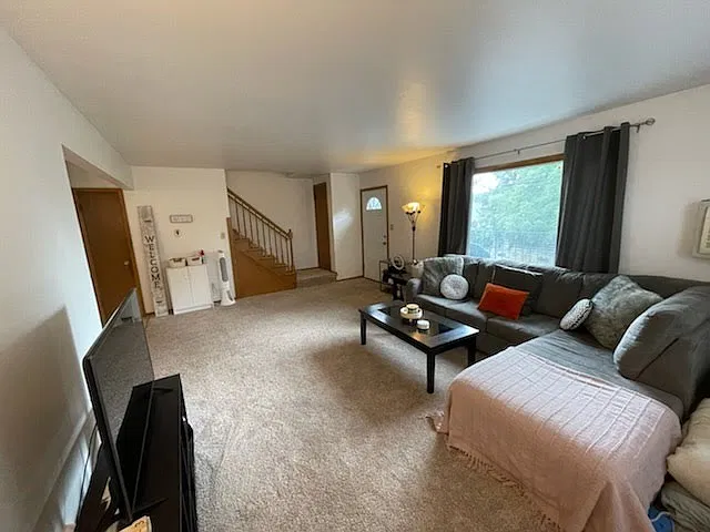 Bluemound Townhomes Unit 12135 — Photo 2