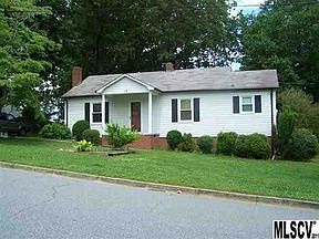 2nd image of 13 Woods Dr