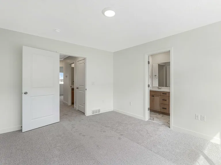 12927 S Burr Trail Ct — Photo 29