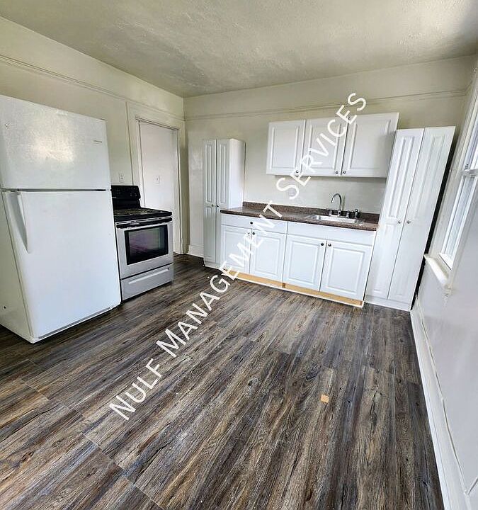 1st image of 38 Walnut St Floor 2