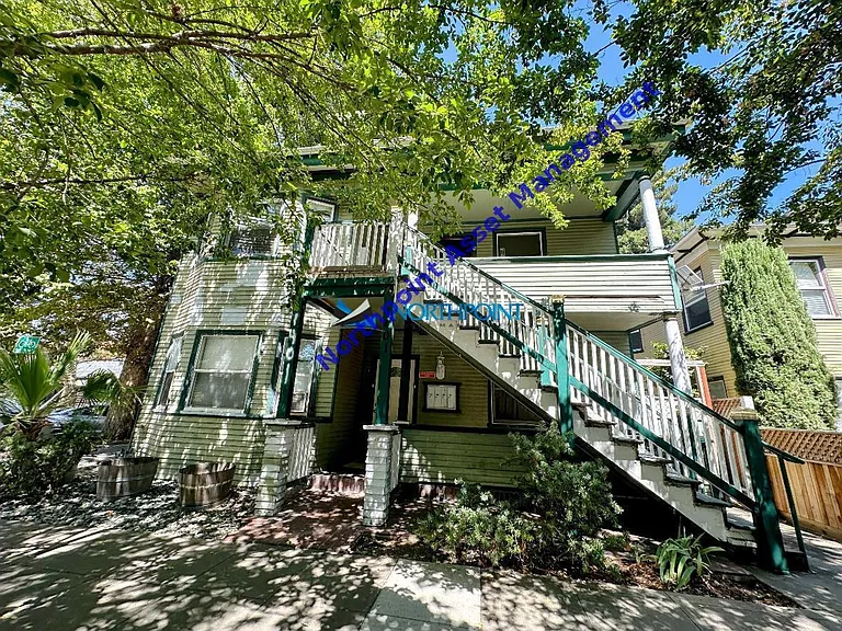 1401 F St — Photo 1