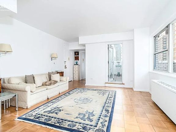 4th image of 201 E 66th St Penthouse P