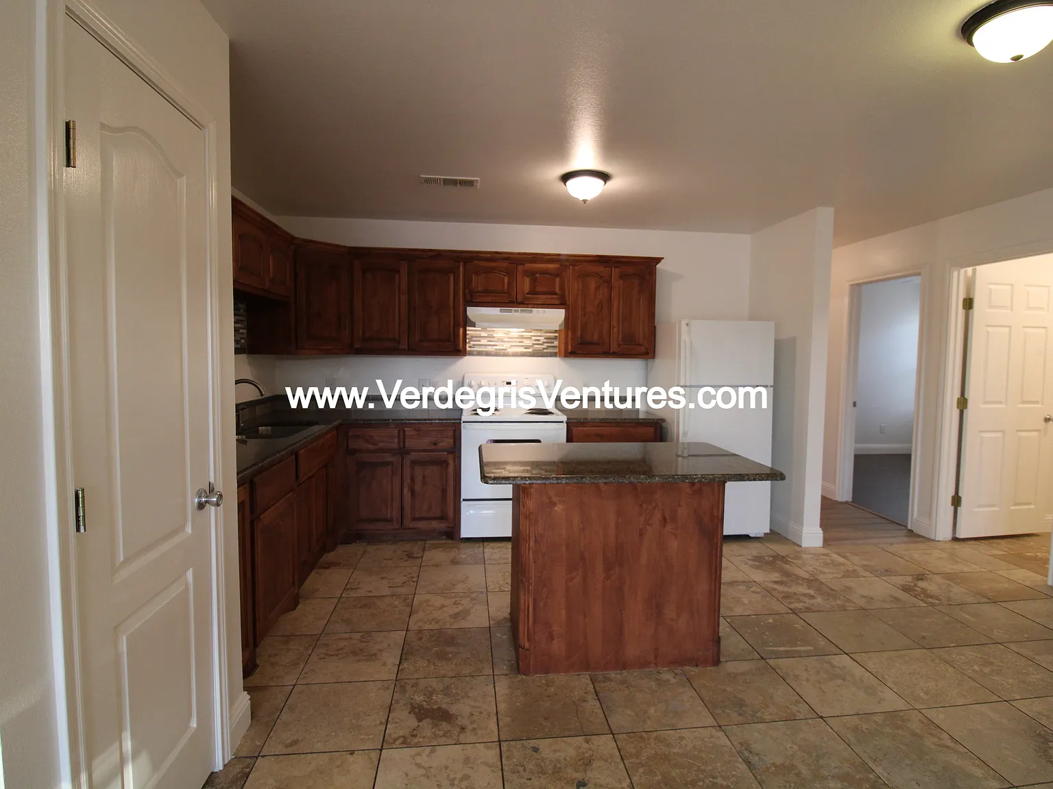 3 bed, 1400 sqft, $1,675 — Photo 4