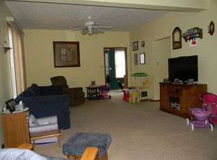 122 W Humiston St, Pontiac, IL 61764
