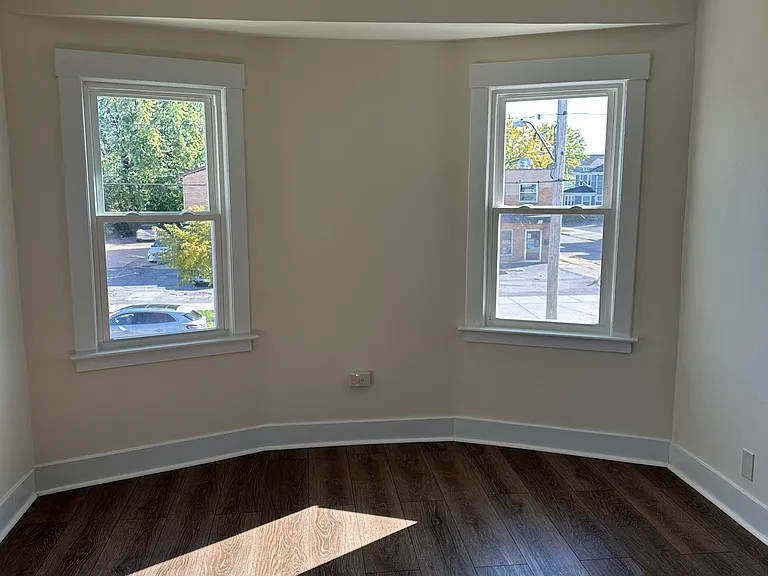 2290 Elmwood Ave #13 — Photo 1