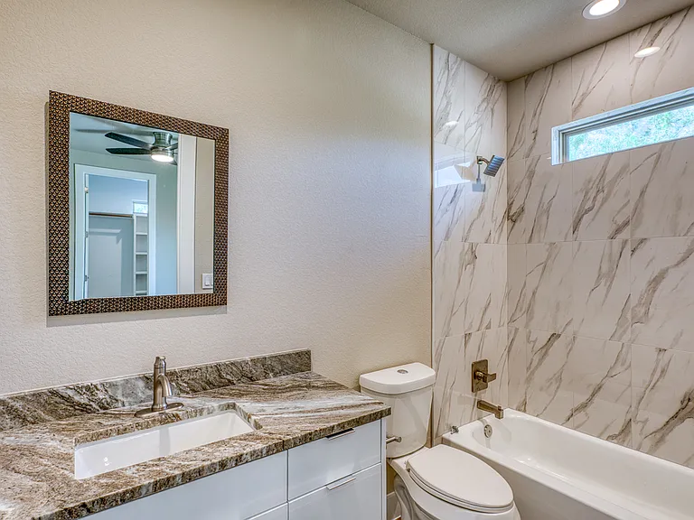 3217 Douglas Dr — Photo 16
