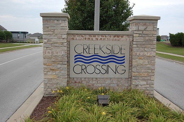 1st image of 15717 S Brookshore Dr