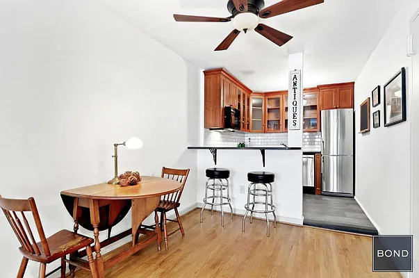 Sold by Bond New York | media 10