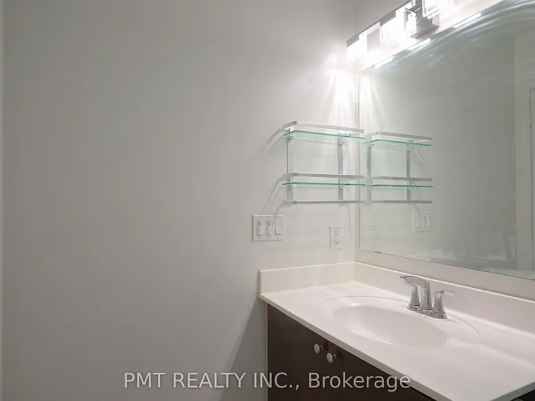 388 Prince Of Wales Dr #305 — Photo 10