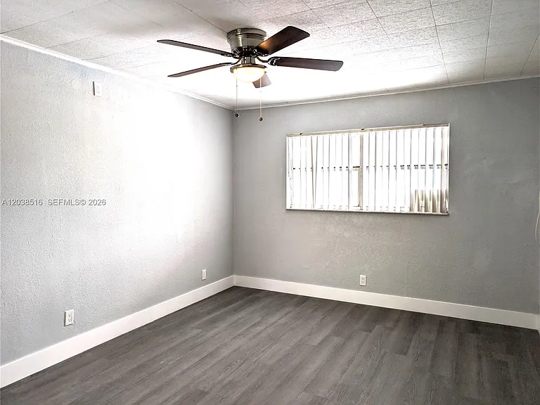 2721 NW 25th St — Photo 22