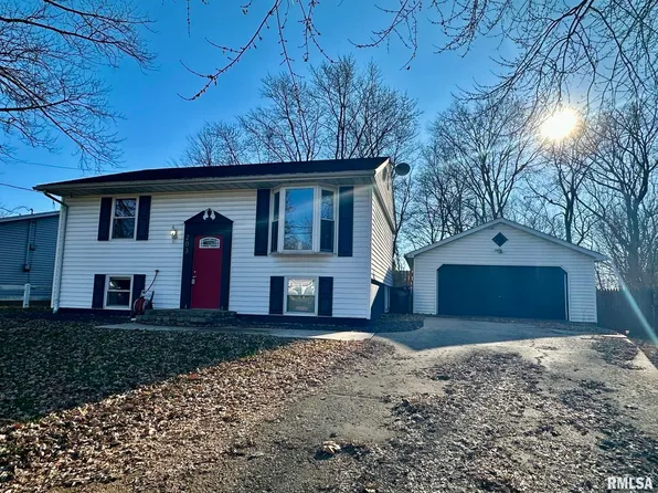 203 Shady Ln, East Peoria, IL 61611