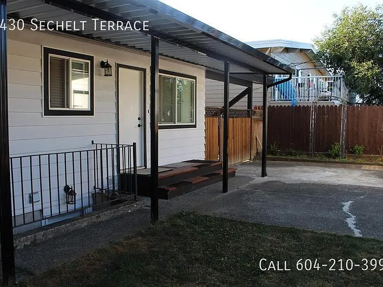3430 Sechelt Ter — Photo 27