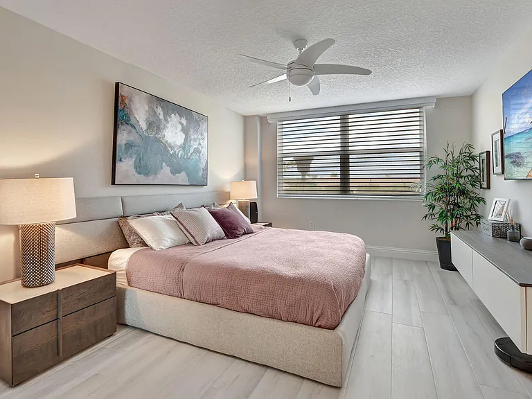 3594 S Ocean Blvd #302 — Photo 27