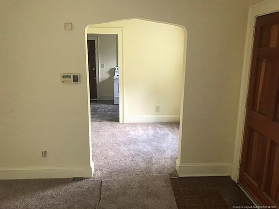 5th image of 167 Kensington Cir