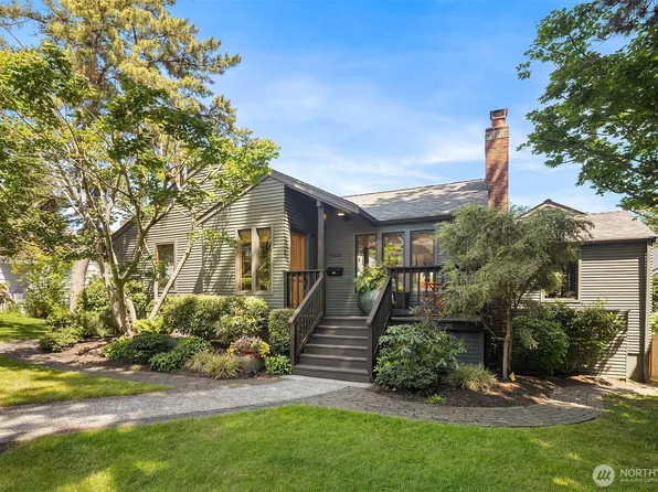 6222 52nd Avenue NE, Seattle, WA 98115