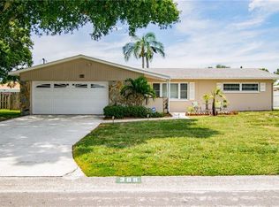 389 59th Ln S, Saint Petersburg, FL 33707
