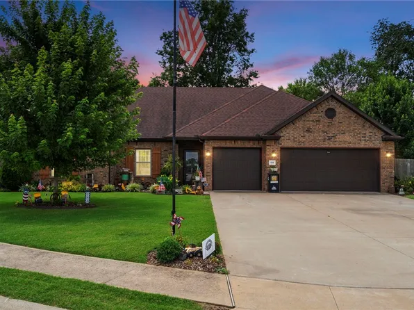 626 Choate Place Cir, Pea Ridge, AR 72751