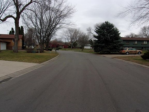 5th image of 6723 80th Ave N