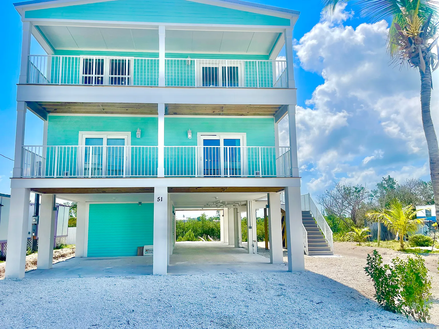 6 bed, 6.5 bath, 3840 sqft, $2,000 — Photo 1