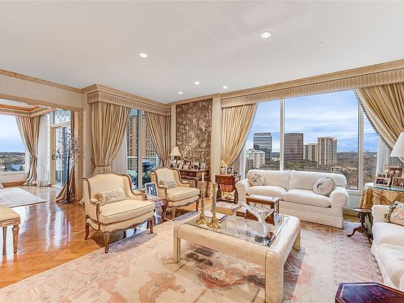 3rd image of 3510 Turtle Creek Blvd APT 10A