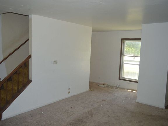 4th image of 2310 Hyde Ct #2310