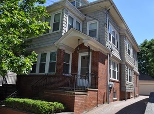 49 Savoy St, Providence, RI 02906