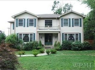 805 Weaver St, Larchmont, NY 10538