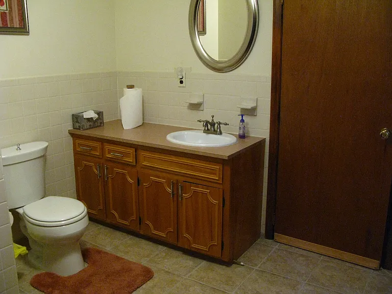 392 Hallowood Dr — Photo 22