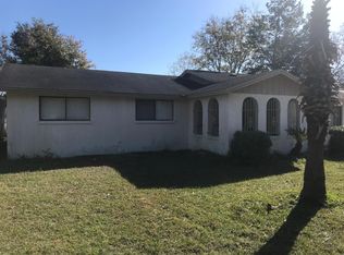 11055 Bacall Rd W, Jacksonville, FL 32218