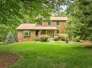 3927 Ash Dr, Allison Park, PA