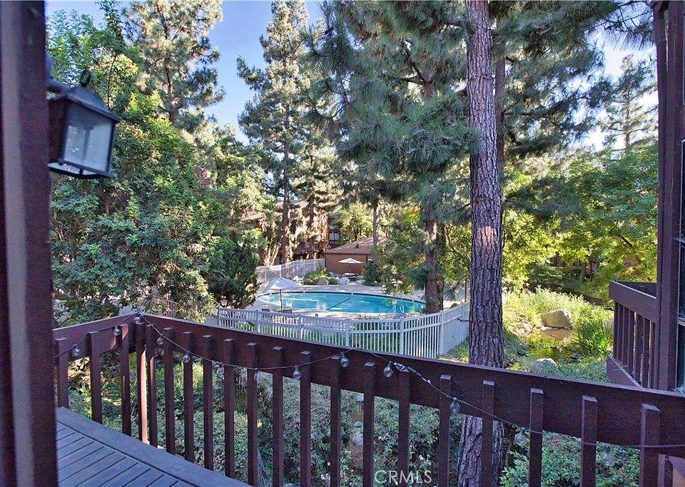 1st image of 13936 Edgewater Dr #122