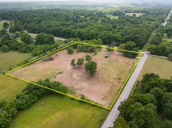 4668 W Farm Road 6, Brighton, MO 65617