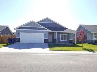 412 Arrow St, Twin Falls, ID 83301