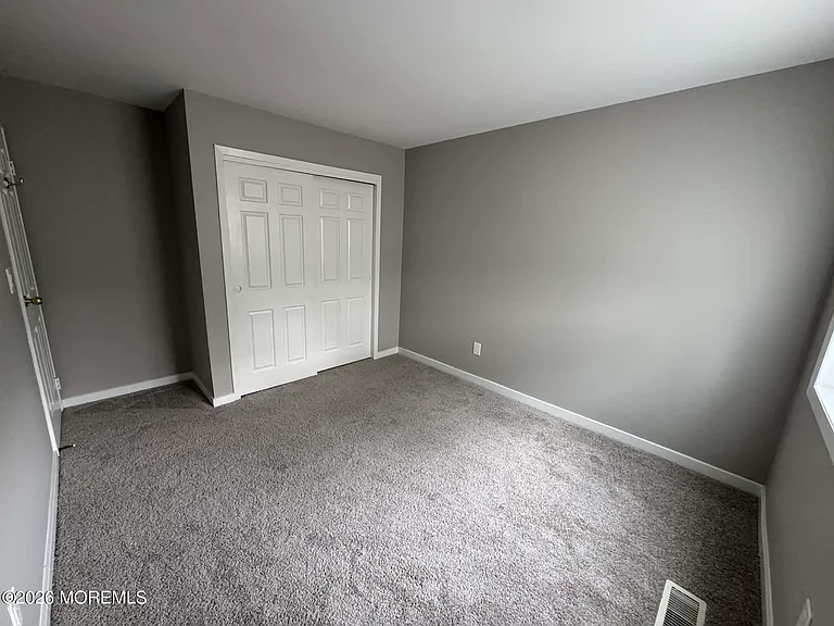 85 Shady Ln — Photo 7