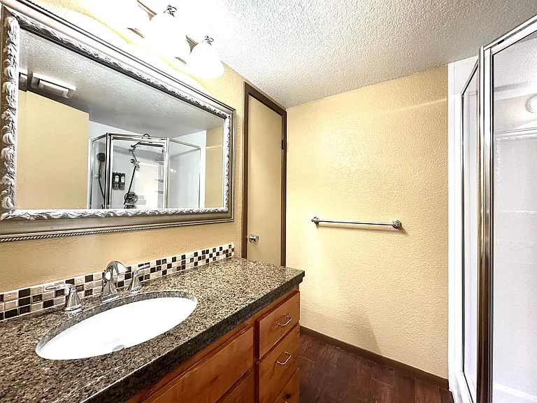 11642 100th Ave NE #305 — Photo 14