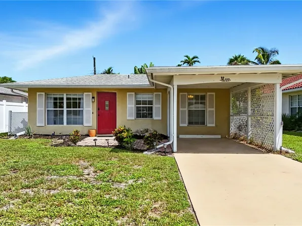 629 105th Ave N, Naples, FL 34108